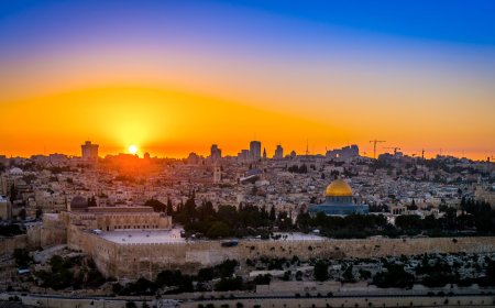 Sunset in Jerusalem: A Timeless Symphony of Light and Spirit