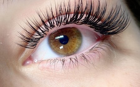 What to Expect from Volume Lash Extensions in Houston, TX
