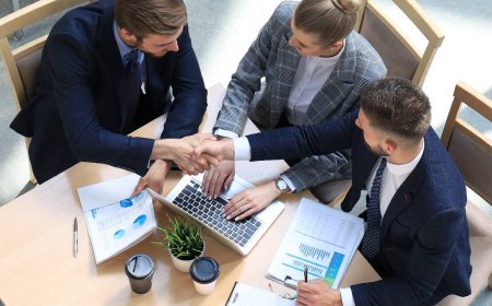 The Importance of Food Safety Compliance with a Foodstuff Trading License in Dubai