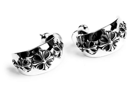 Dressing in All-Black with Chrome Hearts Pieces