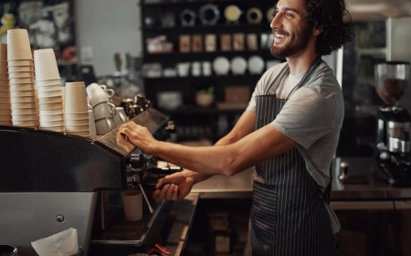 Why Barista Training Is Essential Before Working in a Coffee Shop