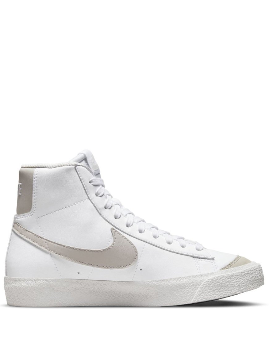 The Beige Nike Blazer Mid '77: Timeless Style Premium Feel Retro Charm