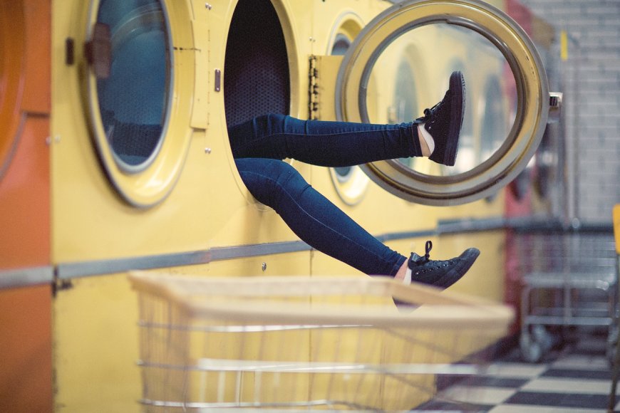 From Silk to Suits: Why Dubai Chooses Premium Laundry & Dry Cleaning