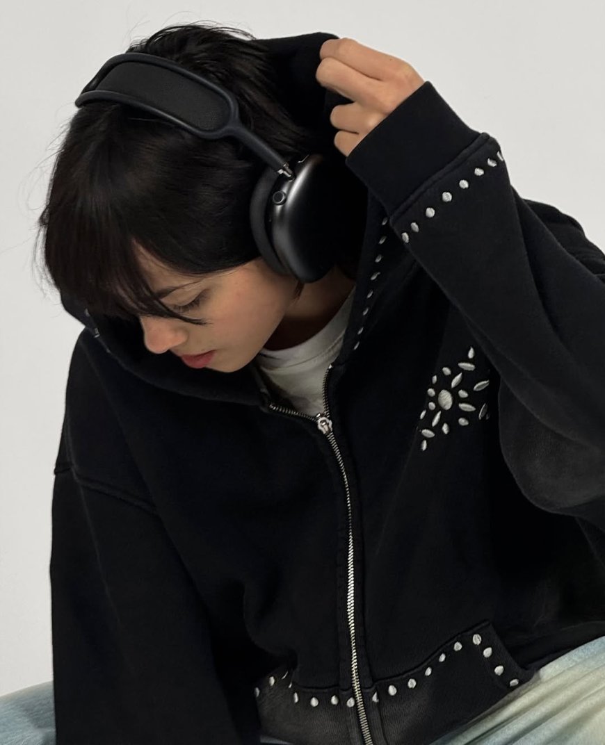 Detailed Look at Modern Streetwear vs Timeless Craftsmanship